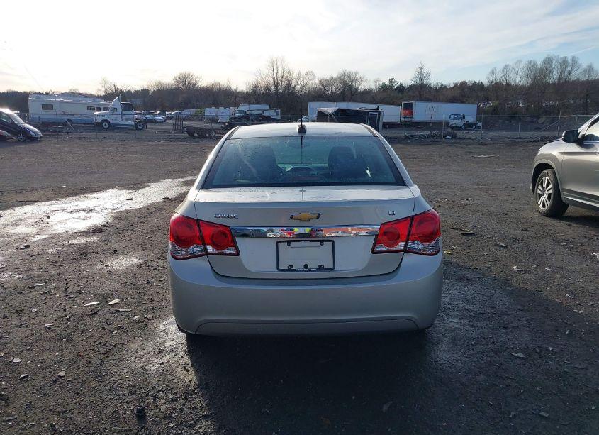 Photo 16 of 2015 Chevrolet Cruze 1LT AUTO (VIN 1G1PC5SB9F7209408)