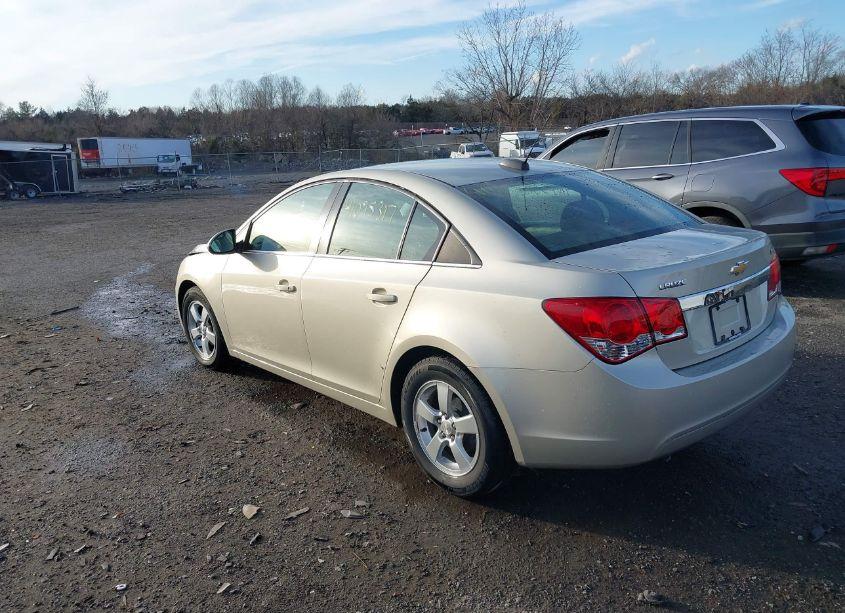 Photo 3 of 2015 Chevrolet Cruze 1LT AUTO (VIN 1G1PC5SB9F7209408)