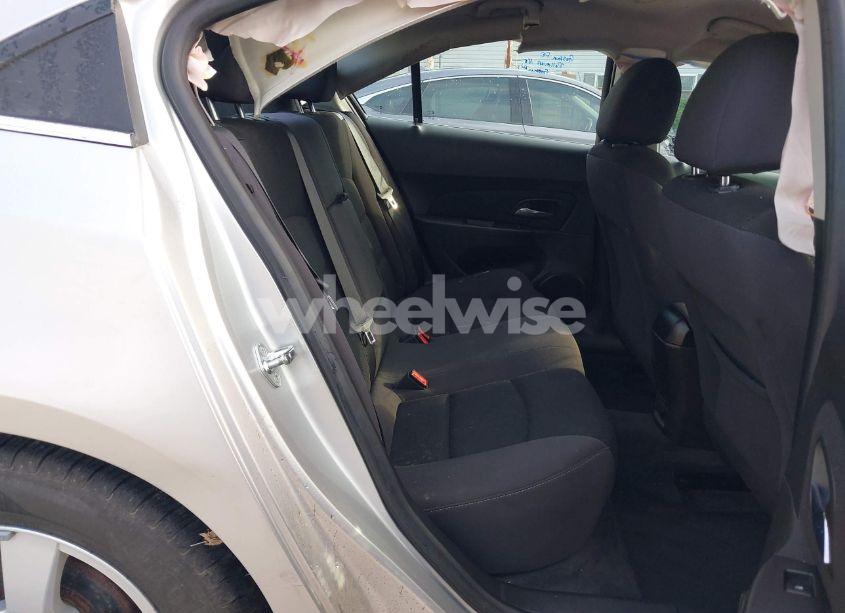 Photo 8 of 2015 Chevrolet Cruze 1LT AUTO (VIN 1G1PC5SB9F7210252)