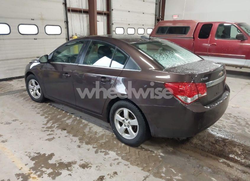 Photo 3 of 2015 Chevrolet Cruze 1LT AUTO (VIN 1G1PC5SB9F7230663)