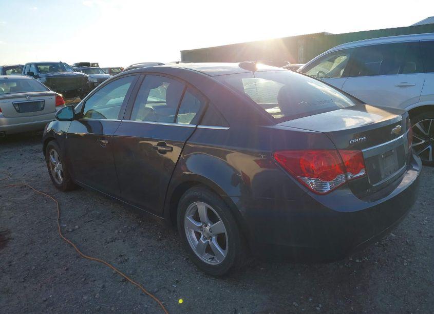 Photo 3 of 2015 Chevrolet Cruze 1LT AUTO (VIN 1G1PC5SB9F7262710)
