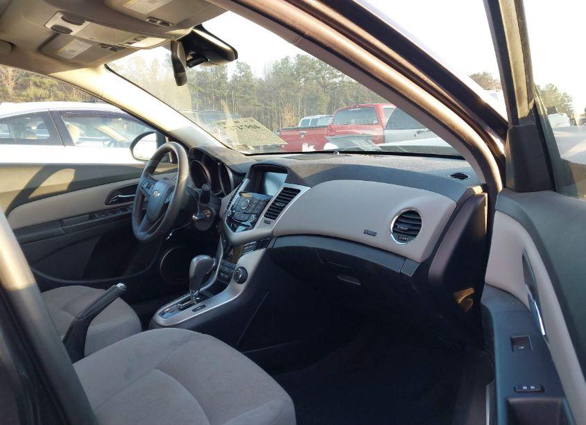 Photo 5 of 2015 Chevrolet Cruze 1LT AUTO (VIN 1G1PC5SB9F7262710)