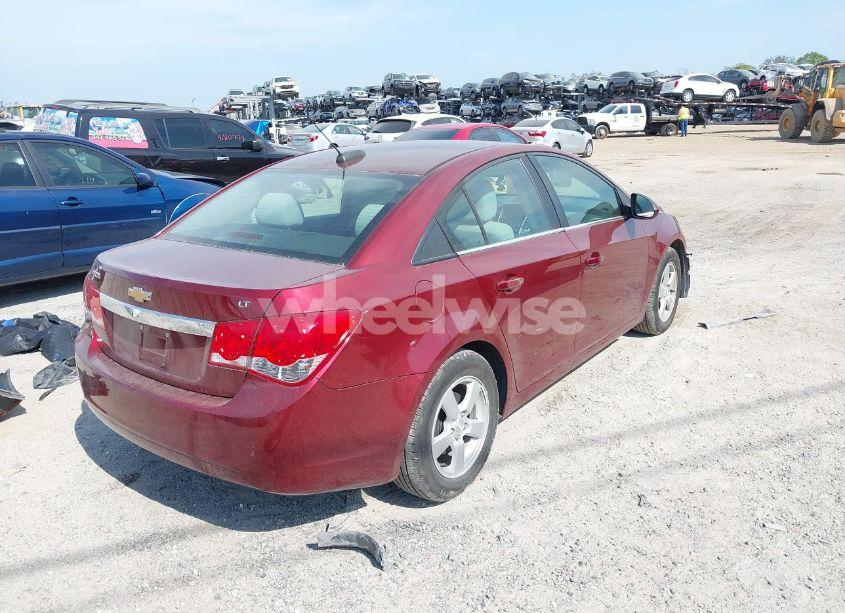 Photo 4 of 2015 Chevrolet Cruze 1LT AUTO (VIN 1G1PC5SB9F7271228)