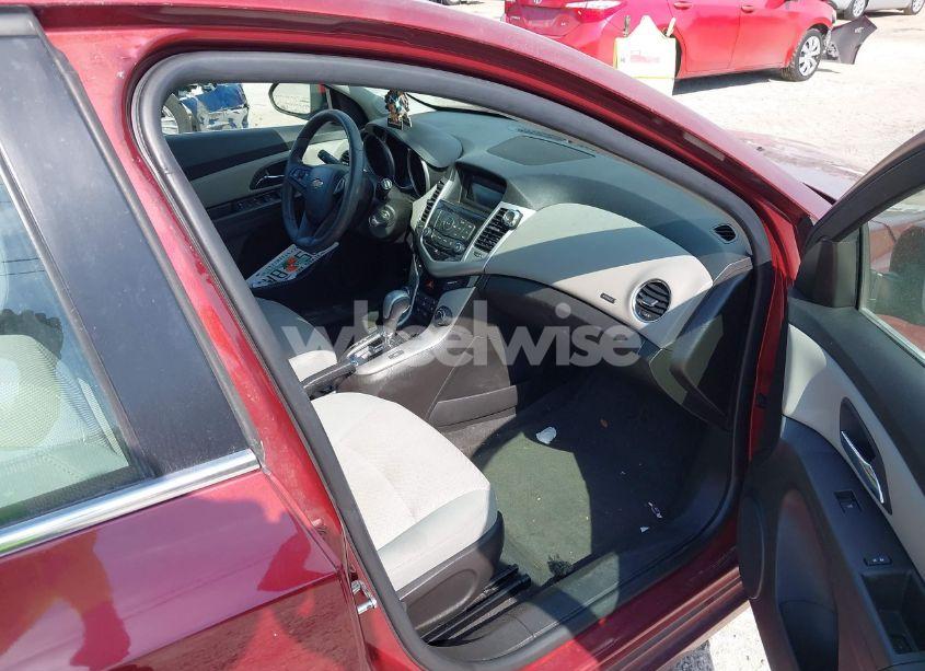 Photo 5 of 2015 Chevrolet Cruze 1LT AUTO (VIN 1G1PC5SB9F7271228)