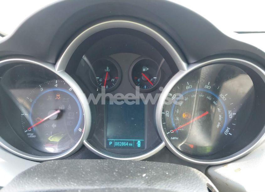 Photo 7 of 2015 Chevrolet Cruze 1LT AUTO (VIN 1G1PC5SB9F7271228)