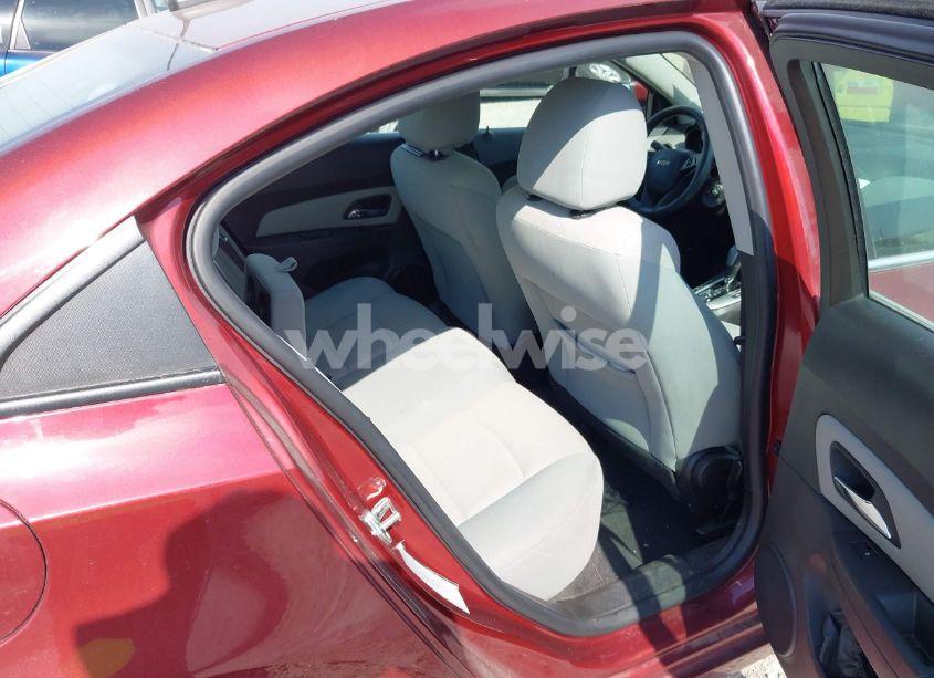 Photo 8 of 2015 Chevrolet Cruze 1LT AUTO (VIN 1G1PC5SB9F7271228)