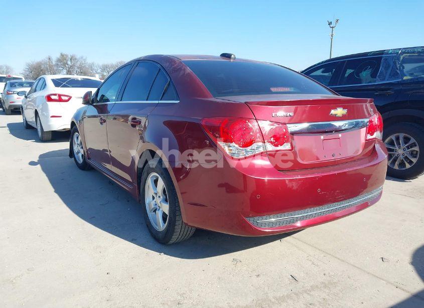 Photo 3 of 2015 Chevrolet Cruze 1LT AUTO (VIN 1G1PC5SB9F7272542)