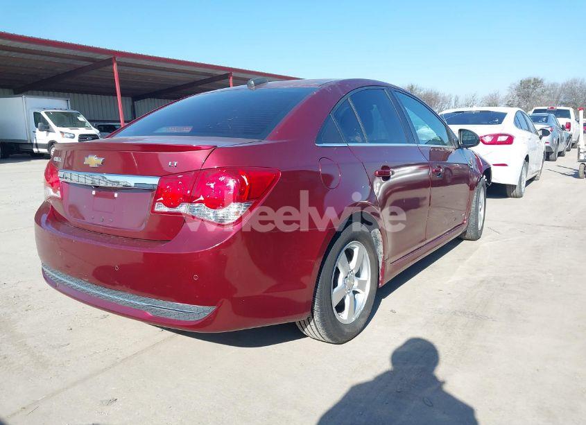 Photo 4 of 2015 Chevrolet Cruze 1LT AUTO (VIN 1G1PC5SB9F7272542)