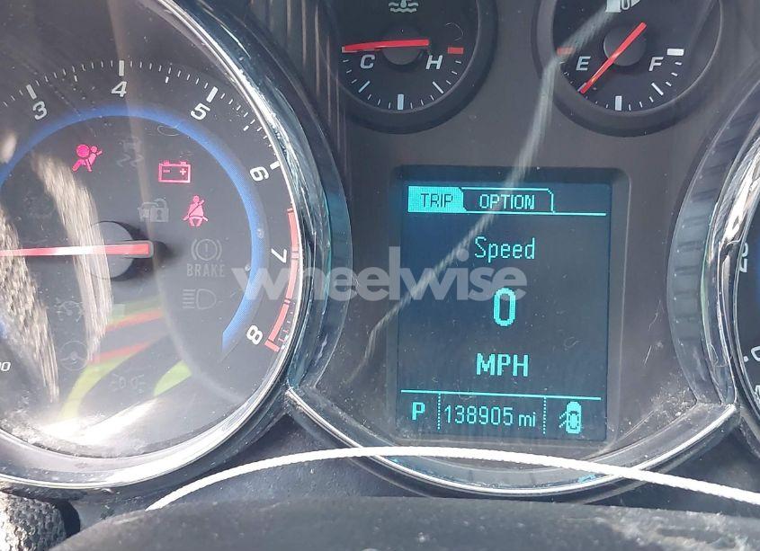 Photo 7 of 2015 Chevrolet Cruze 1LT AUTO (VIN 1G1PC5SB9F7272542)