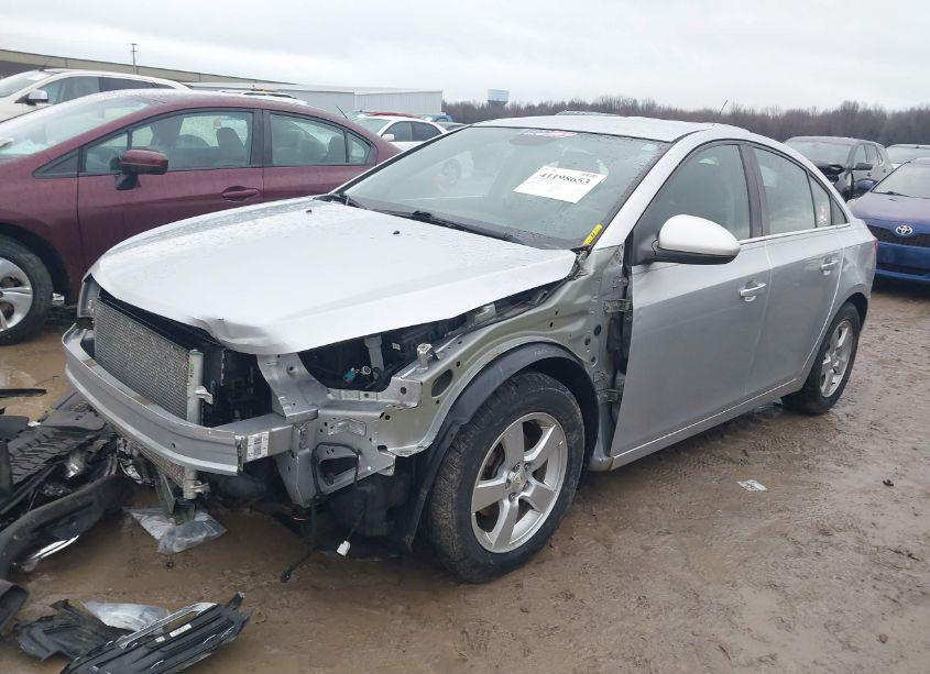 Photo 2 of 2015 Chevrolet Cruze 1LT AUTO (VIN 1G1PC5SB9F7294167)