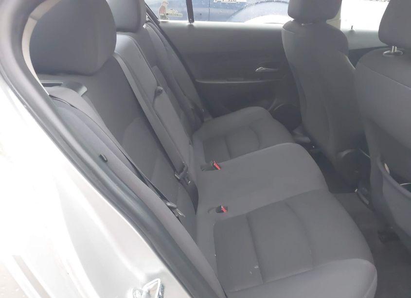 Photo 8 of 2015 Chevrolet Cruze 1LT AUTO (VIN 1G1PC5SB9F7294167)