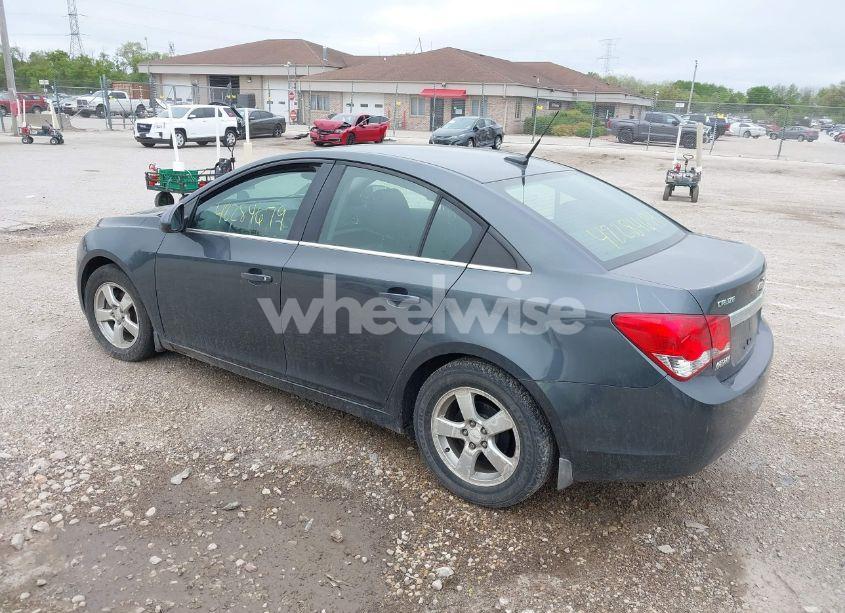 Photo 3 of 2013 Chevrolet Cruze 1LT AUTO (VIN 1G1PC5SBXD7117589)
