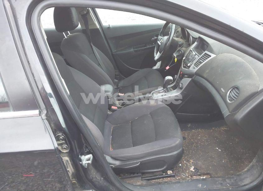 Photo 5 of 2013 Chevrolet Cruze 1LT AUTO (VIN 1G1PC5SBXD7143724)