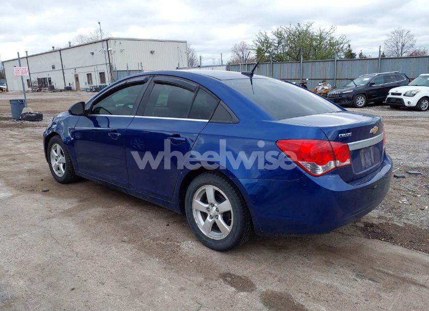 Photo 3 of 2013 Chevrolet Cruze LT (VIN 1G1PC5SBXD7153007)