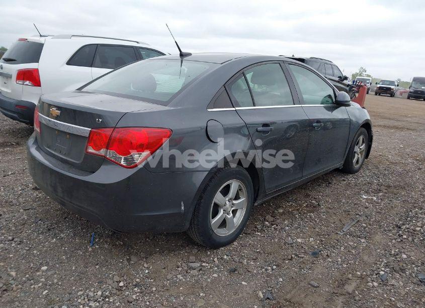 Photo 4 of 2013 Chevrolet Cruze 1LT AUTO (VIN 1G1PC5SBXD7162404)