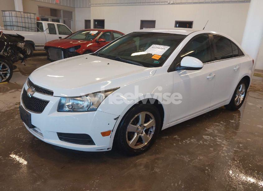 Photo 2 of 2013 Chevrolet Cruze 1LT AUTO (VIN 1G1PC5SBXD7164430)
