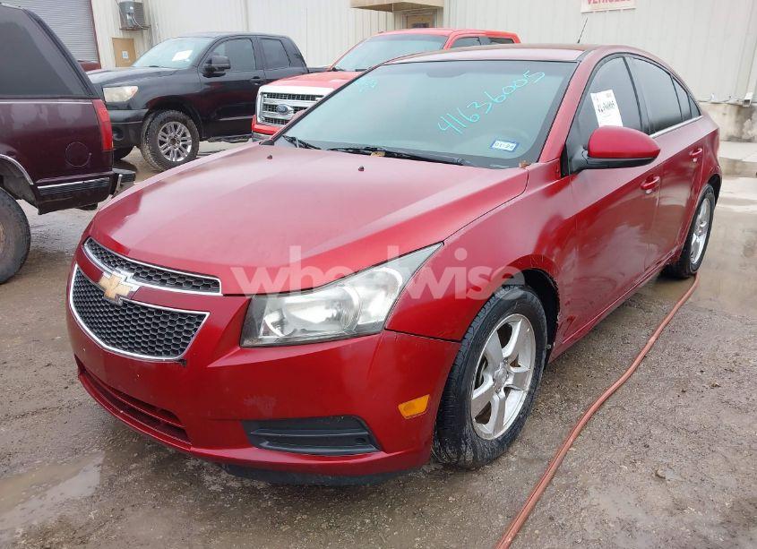 Photo 2 of 2013 Chevrolet Cruze 1LT AUTO (VIN 1G1PC5SBXD7304332)
