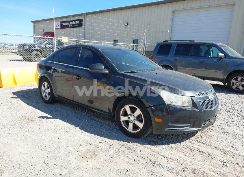2014 Chevrolet Cruze 1LT AUTO (VIN 1G1PC5SBXE7110711) main photo