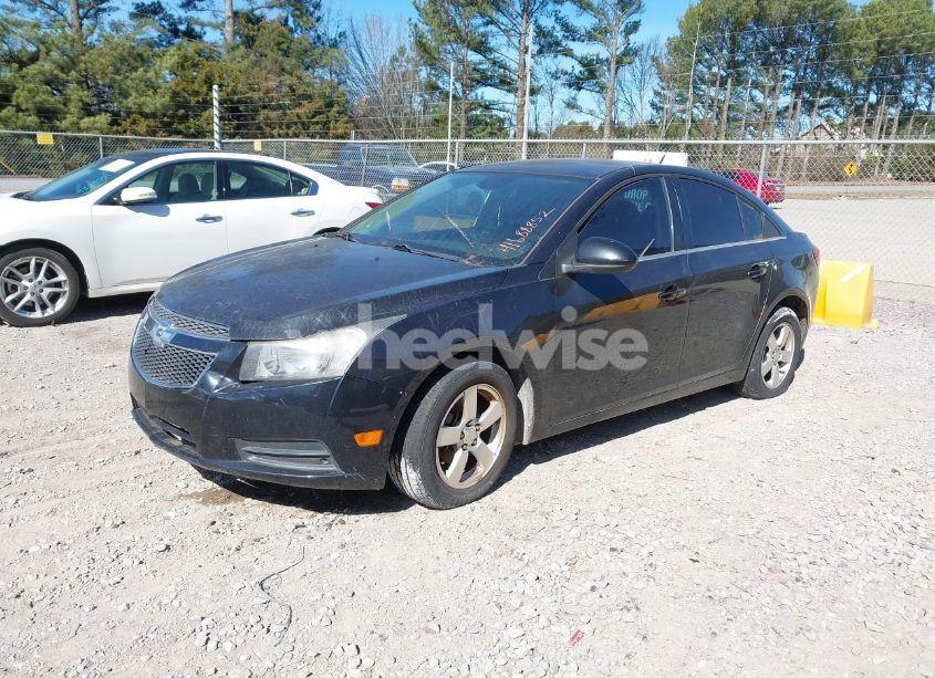 Photo 2 of 2014 Chevrolet Cruze 1LT AUTO (VIN 1G1PC5SBXE7110711)