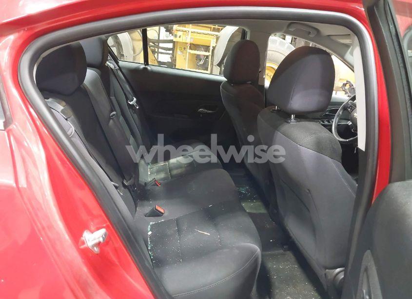 Photo 8 of 2014 Chevrolet Cruze 1LT AUTO (VIN 1G1PC5SBXE7140775)