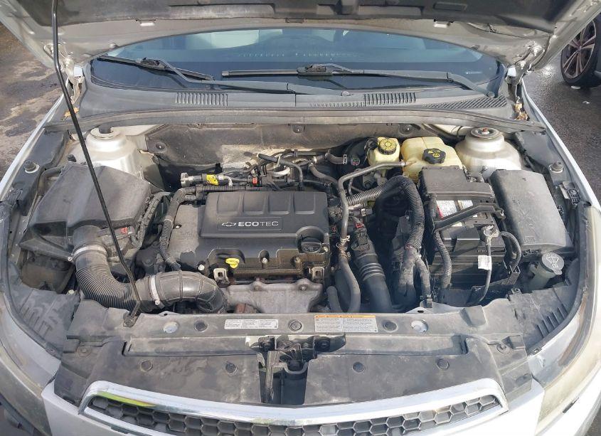 Photo 10 of 2014 Chevrolet Cruze 1LT AUTO (VIN 1G1PC5SBXE7156202)