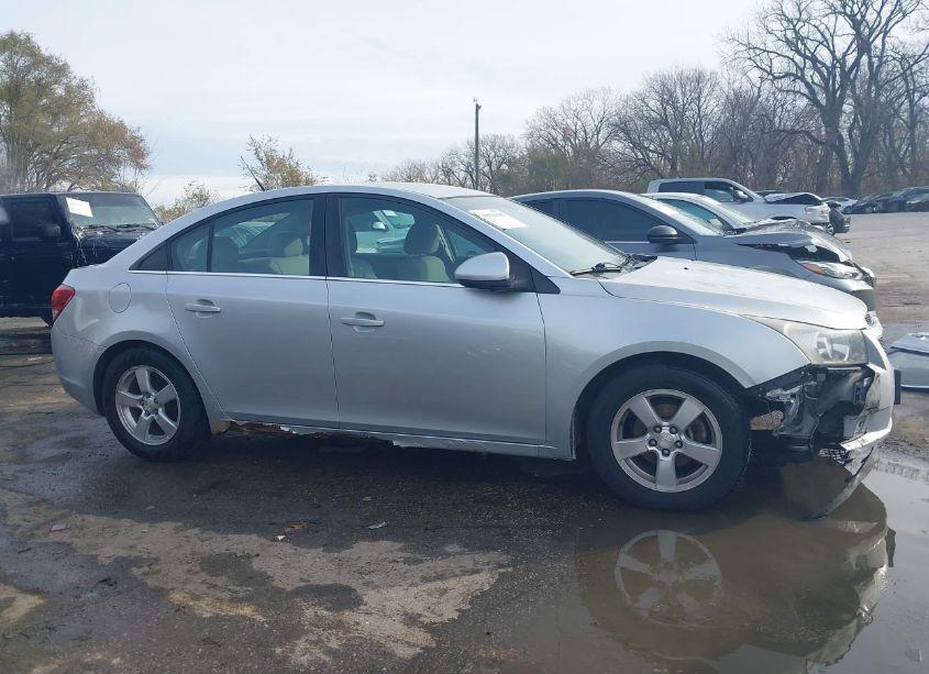 Photo 13 of 2014 Chevrolet Cruze 1LT AUTO (VIN 1G1PC5SBXE7156202)