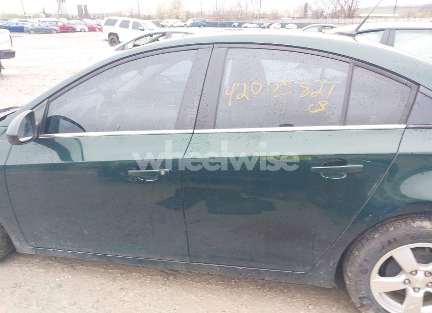 Photo 14 of 2014 Chevrolet Cruze 1LT AUTO (VIN 1G1PC5SBXE7182945)