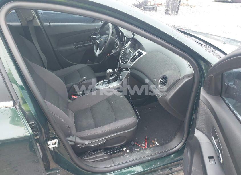 Photo 5 of 2014 Chevrolet Cruze 1LT AUTO (VIN 1G1PC5SBXE7182945)