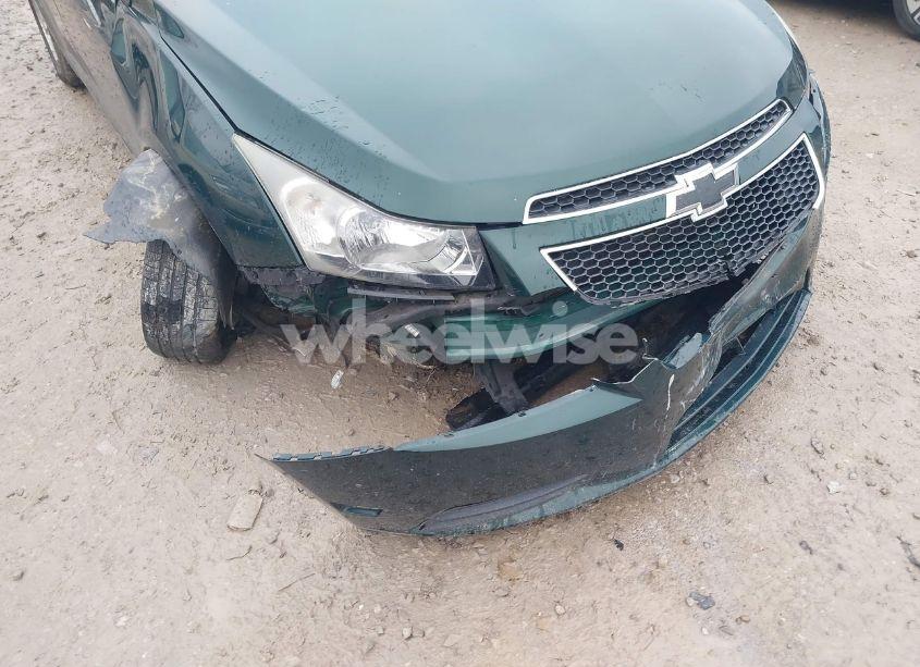 Photo 6 of 2014 Chevrolet Cruze 1LT AUTO (VIN 1G1PC5SBXE7182945)