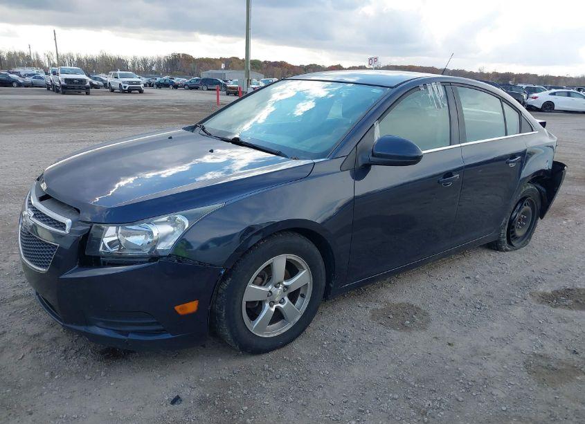 Photo 2 of 2014 Chevrolet Cruze 1LT AUTO (VIN 1G1PC5SBXE7200909)