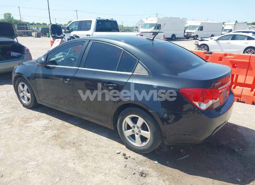 Photo 3 of 2014 Chevrolet Cruze 1LT AUTO (VIN 1G1PC5SBXE7212798)