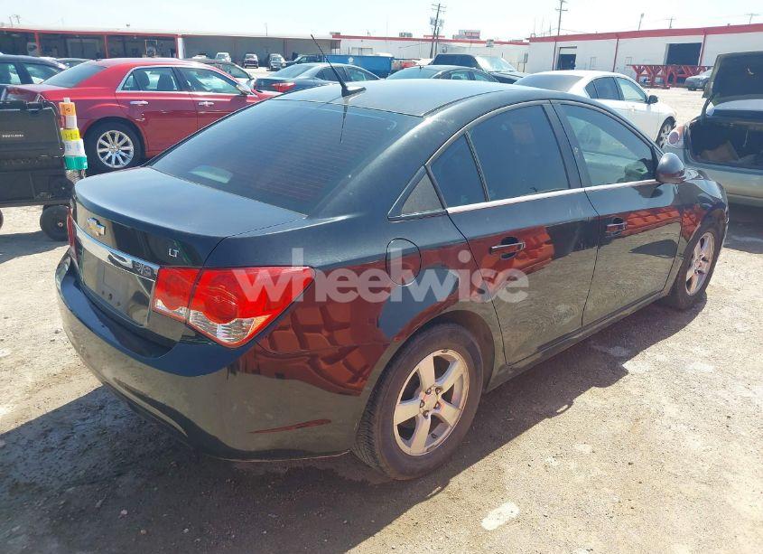 Photo 4 of 2014 Chevrolet Cruze 1LT AUTO (VIN 1G1PC5SBXE7212798)