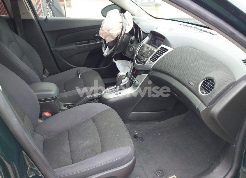 Photo 5 of 2014 Chevrolet Cruze 1LT AUTO (VIN 1G1PC5SBXE7216558)