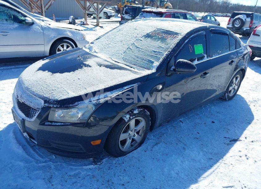 Photo 2 of 2014 Chevrolet Cruze 1LT AUTO (VIN 1G1PC5SBXE7238124)