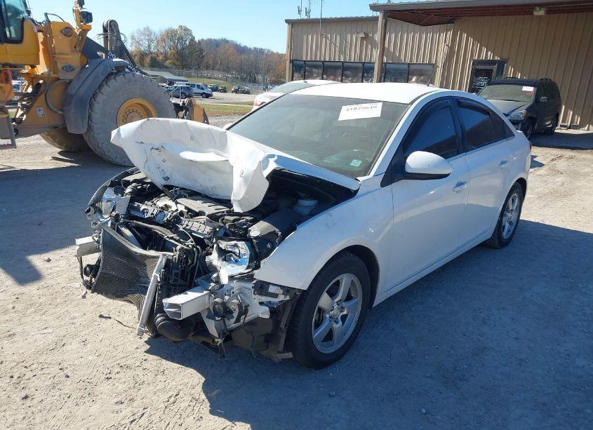 Photo 2 of 2014 Chevrolet Cruze 1LT AUTO (VIN 1G1PC5SBXE7254680)