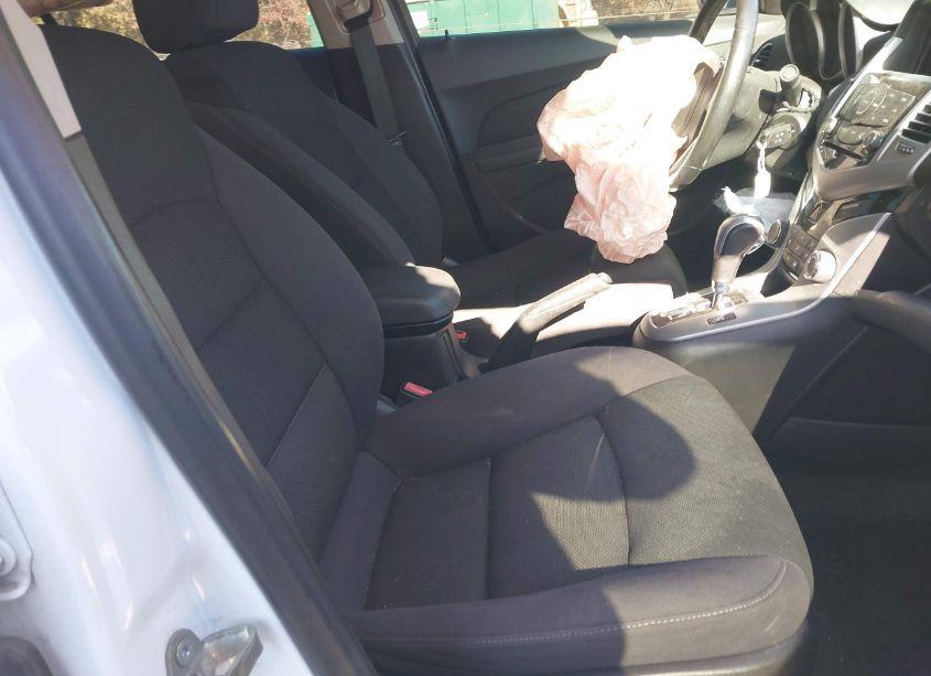 Photo 5 of 2014 Chevrolet Cruze 1LT AUTO (VIN 1G1PC5SBXE7254680)