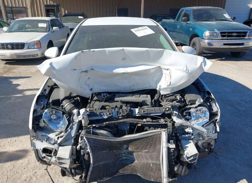 Photo 6 of 2014 Chevrolet Cruze 1LT AUTO (VIN 1G1PC5SBXE7254680)