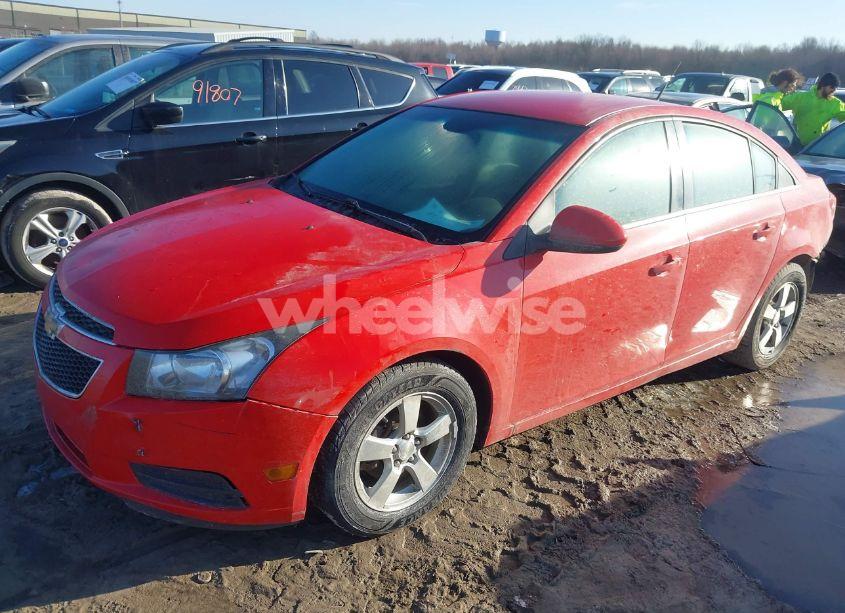 Photo 2 of 2014 Chevrolet Cruze 1LT AUTO (VIN 1G1PC5SBXE7285167)