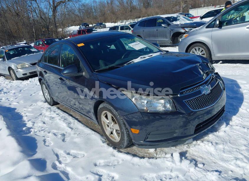 2014 Chevrolet Cruze 1LT AUTO (VIN 1G1PC5SBXE7308639) main photo
