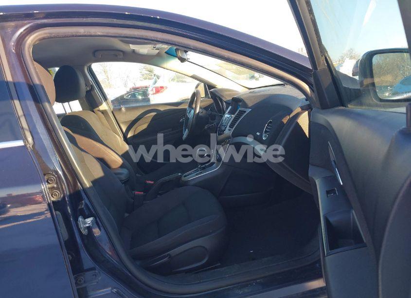 Photo 5 of 2014 Chevrolet Cruze 1LT AUTO (VIN 1G1PC5SBXE7308639)