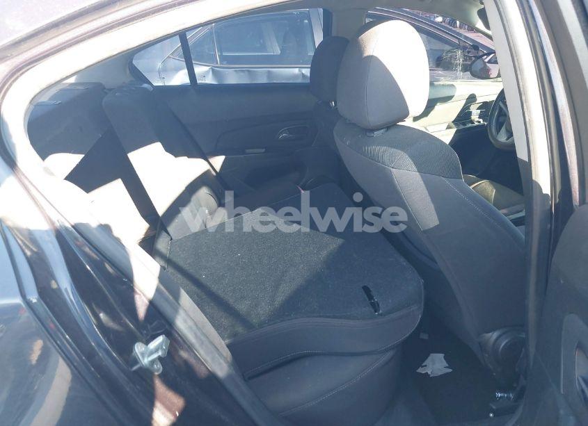 Photo 8 of 2014 Chevrolet Cruze 1LT AUTO (VIN 1G1PC5SBXE7335727)