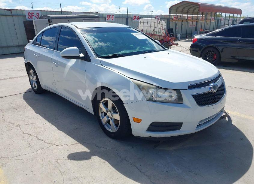 2014 Chevrolet Cruze 1LT AUTO (VIN 1G1PC5SBXE7340412) main photo