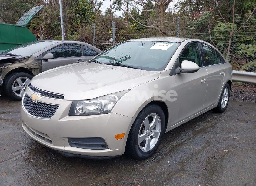 Photo 2 of 2014 Chevrolet Cruze 1LT AUTO (VIN 1G1PC5SBXE7361745)