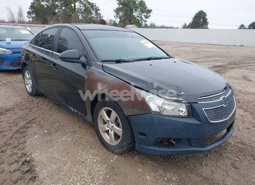 2014 Chevrolet Cruze 1LT AUTO (VIN 1G1PC5SBXE7365617) main photo