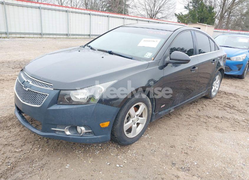 Photo 2 of 2014 Chevrolet Cruze 1LT AUTO (VIN 1G1PC5SBXE7365617)