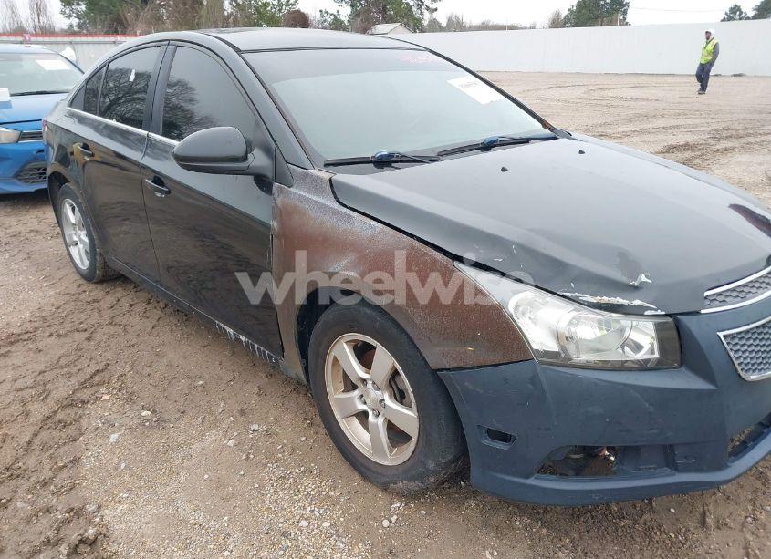 Photo 6 of 2014 Chevrolet Cruze 1LT AUTO (VIN 1G1PC5SBXE7365617)