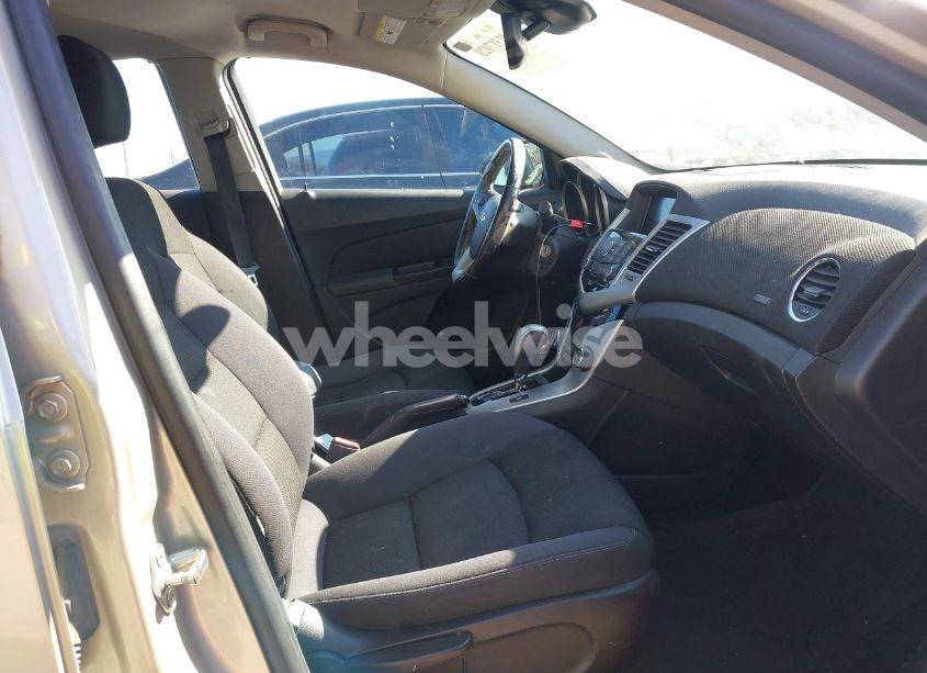 Photo 5 of 2014 Chevrolet Cruze 1LT AUTO (VIN 1G1PC5SBXE7370378)