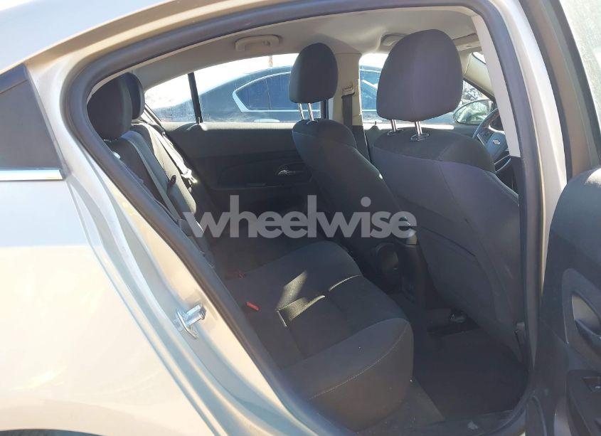 Photo 8 of 2014 Chevrolet Cruze 1LT AUTO (VIN 1G1PC5SBXE7370378)