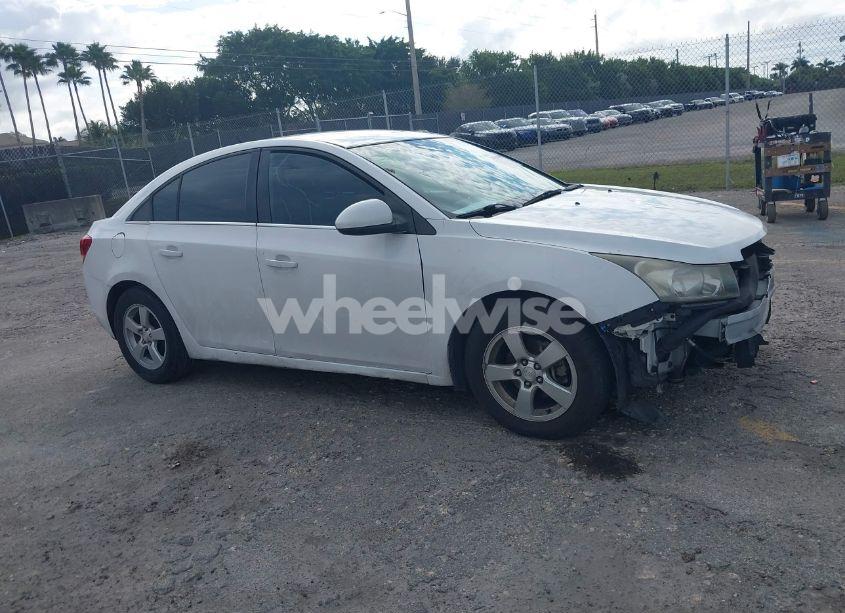 2014 Chevrolet Cruze 1LT AUTO (VIN 1G1PC5SBXE7389786) main photo