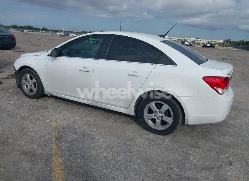 Photo 3 of 2014 Chevrolet Cruze 1LT AUTO (VIN 1G1PC5SBXE7389786)